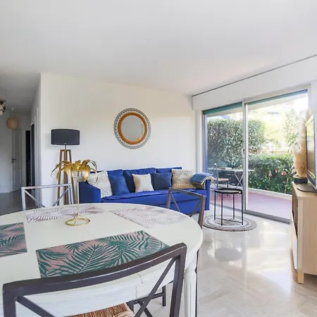 Agreable T2 Dans Avec Piscine Apartamento *